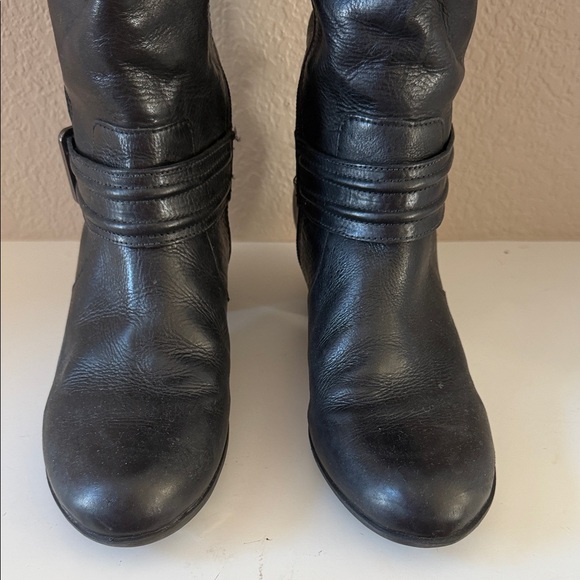 Nurture by Lamaze Black Over the Knee Boots - Picture 6 of 12